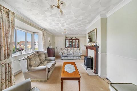 6 Dickens Road, Malton, YO17 7FF