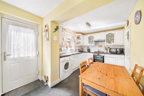 6 Dickens Road, Malton, YO17 7FF