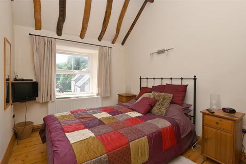 3 Buxton Road, Ashford In The Water, Bakewell, DE45 1QP