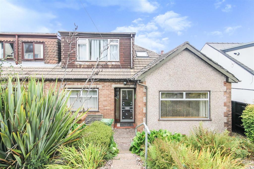 TynYCoed, Ystrad Mynach, Hengoed 3 bed semidetached bungalow £200,000