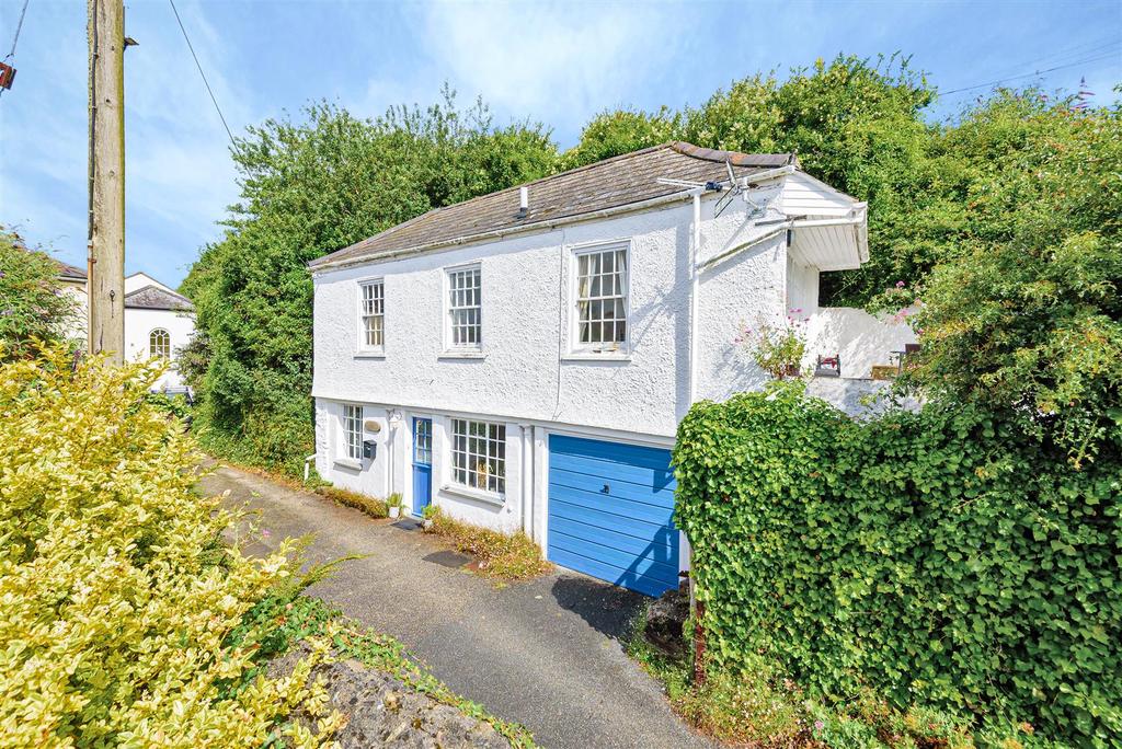 Devoran, Truro 2 bed detached house for sale £475,000