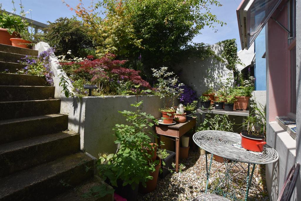 Front courtyard