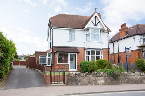 5 bedroom detached house for sale - Old Bridge Road, Whitstable