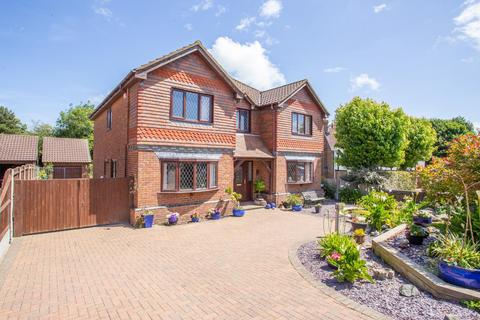 5 bedroom detached house for sale - The Maltings, Walmer, Deal