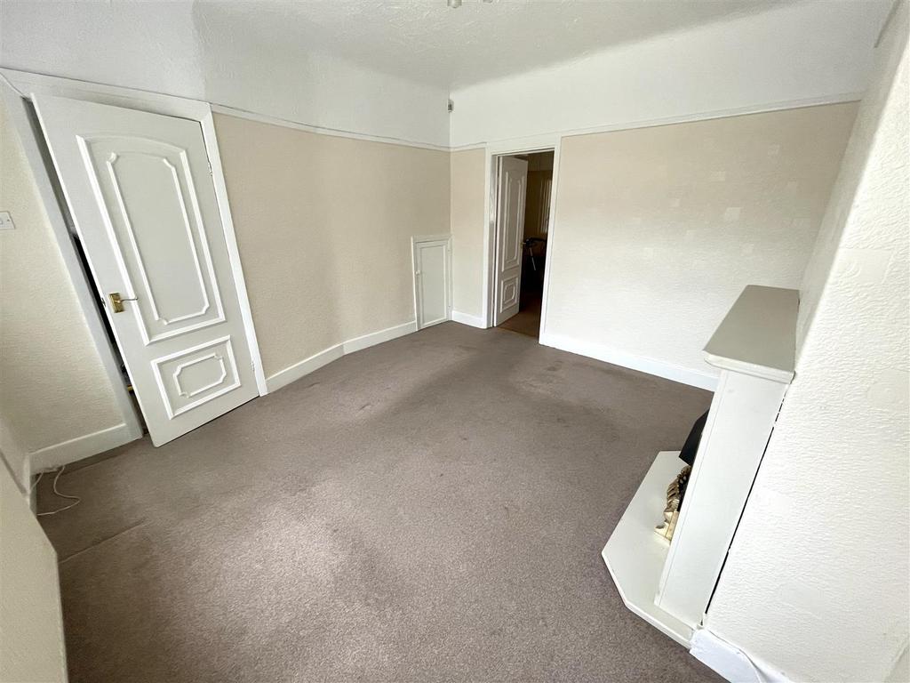 Kingsway, Huyton, Liverpool 3 bed end of terrace house £145,000