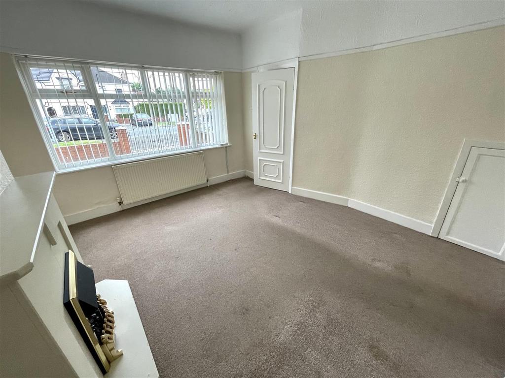 Kingsway, Huyton, Liverpool 3 bed end of terrace house £145,000