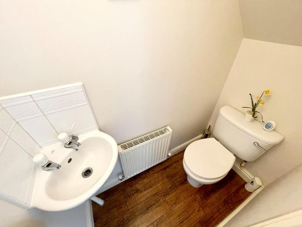 Cloakroom/WC