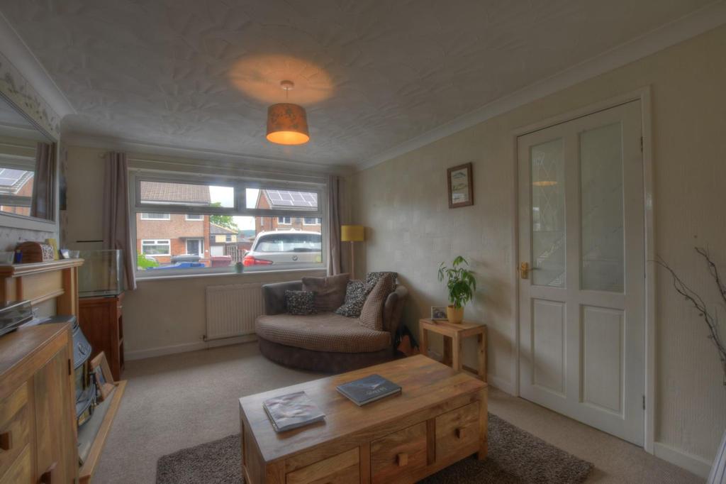 Park Farm Road, Blackburn 3 bed semidetached house £180,000