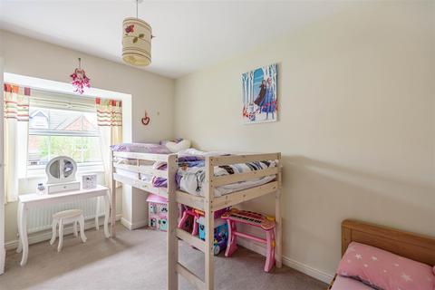 42 Sandwath Drive, Church Fenton, Tadcaster, LS24 9US