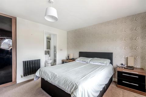 42 Sandwath Drive, Church Fenton, Tadcaster, LS24 9US