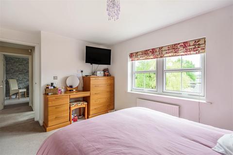 42 Sandwath Drive, Church Fenton, Tadcaster, LS24 9US