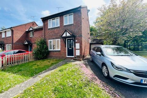 3 bedroom semi-detached house for sale - Olive Grove,Swindon,SN25 3DB
