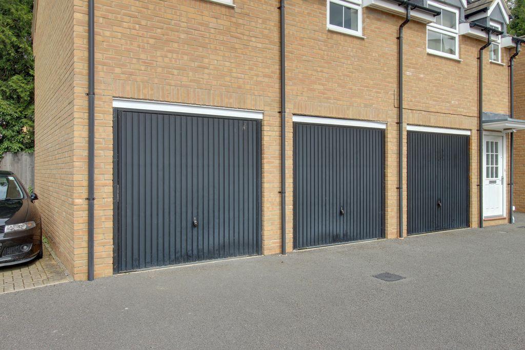 Single Garage