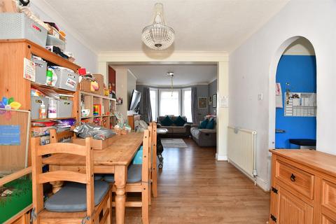 20 Phillip Road, Folkestone, CT19 4PY