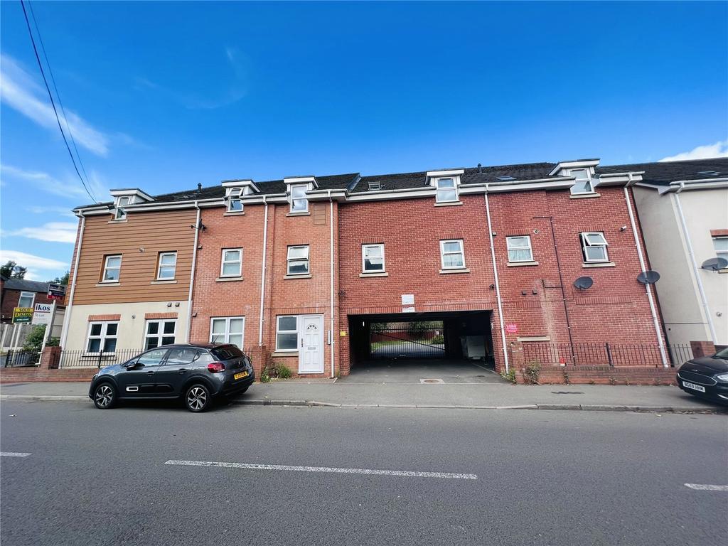 Rosehill, Willenhall, West Midlands, WV13 2 bed apartment £110,000