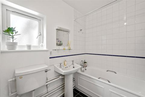 5 Worcester Close, London, NW2 6YQ