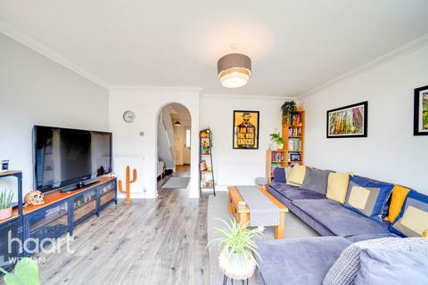 11 Bramble Road, Witham, CM8 2XA