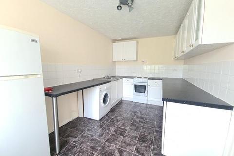 2 bedroom flat to rent, Fairfield Road, Dunstable, LU5