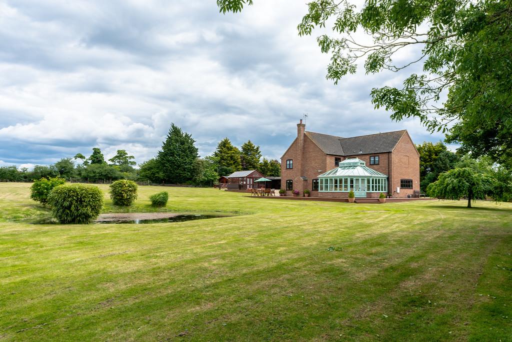 Great Dunham 4 bed detached house for sale £925,000