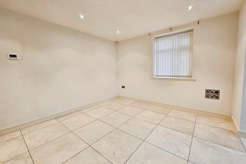 undefined, Greenmount, Norden OL11