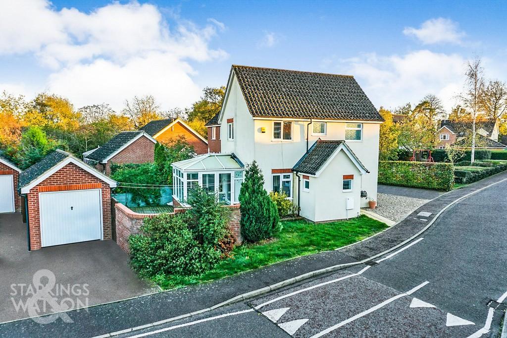 Chestnut Road, Tasburgh, Norwich 3 bed semidetached house for sale £