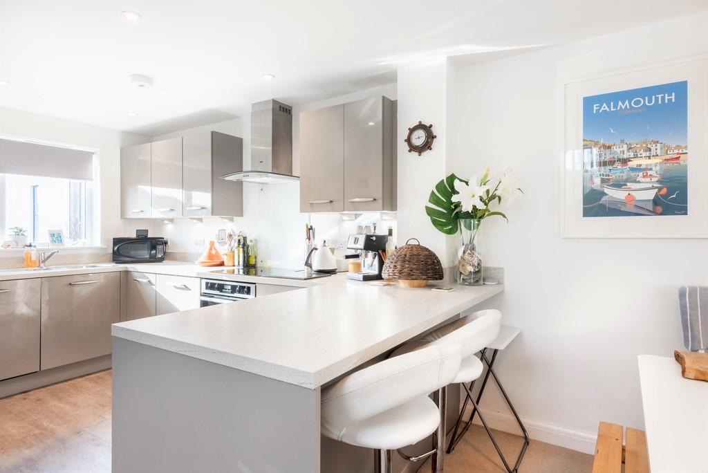Pennance Field, Falmouth 2 bed semidetached house £365,000