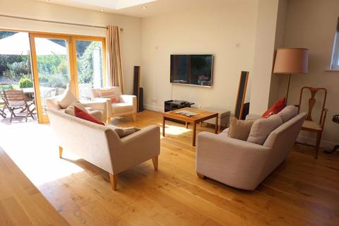 9 Fiddicroft Avenue, Banstead, SM7 3AD
