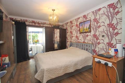 814 Greenford Road, Greenford, UB6 8QP
