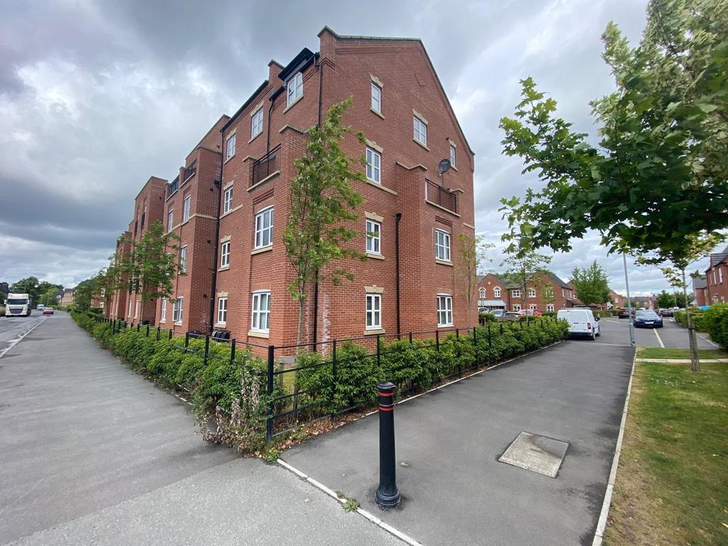 Off Thelwall Lane, Latchford, Warrington, WA4 2 bed apartment £194,000