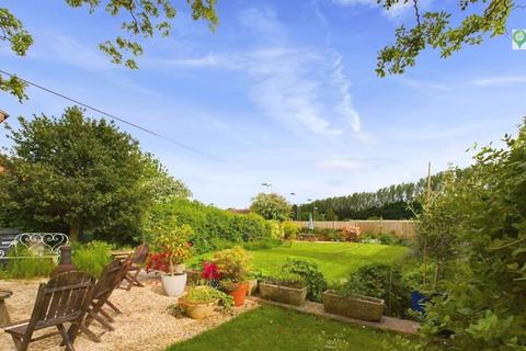 26 Lightgate Lane, South Petherton, TA13 5AU