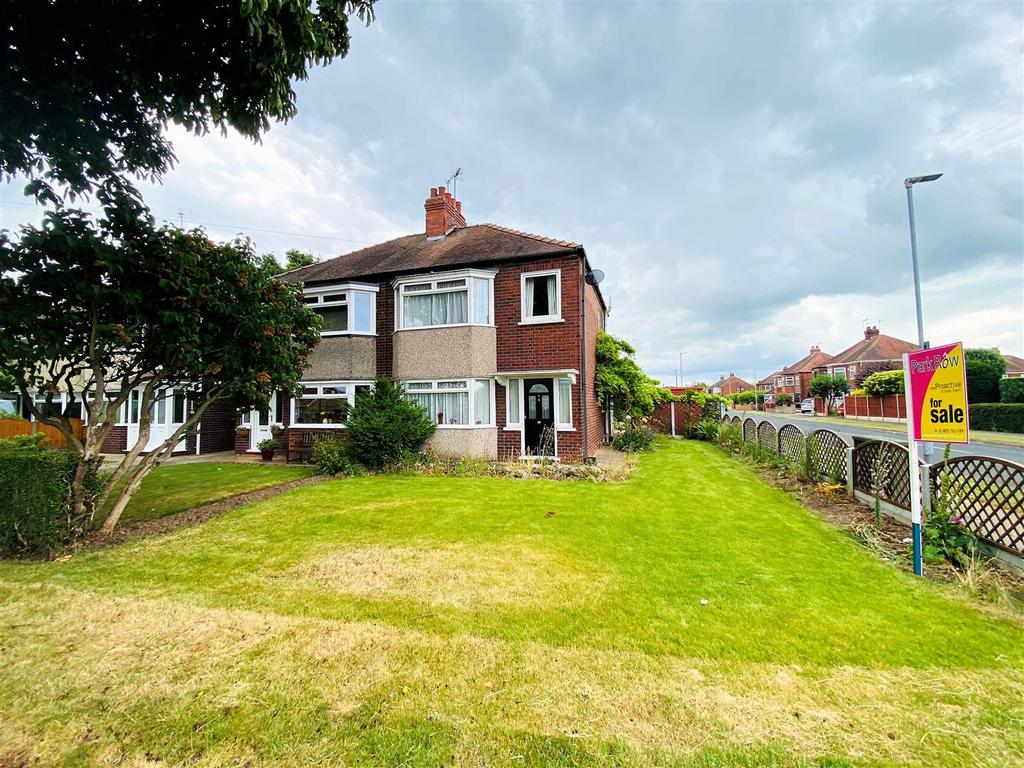 Hook Road, Goole 3 bed semidetached house £175,000