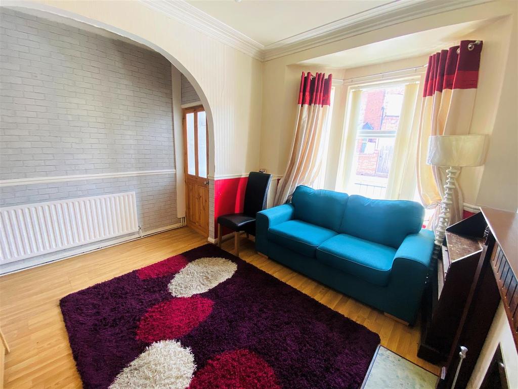 Cecil Street, Goole 2 bed terraced house £80,000