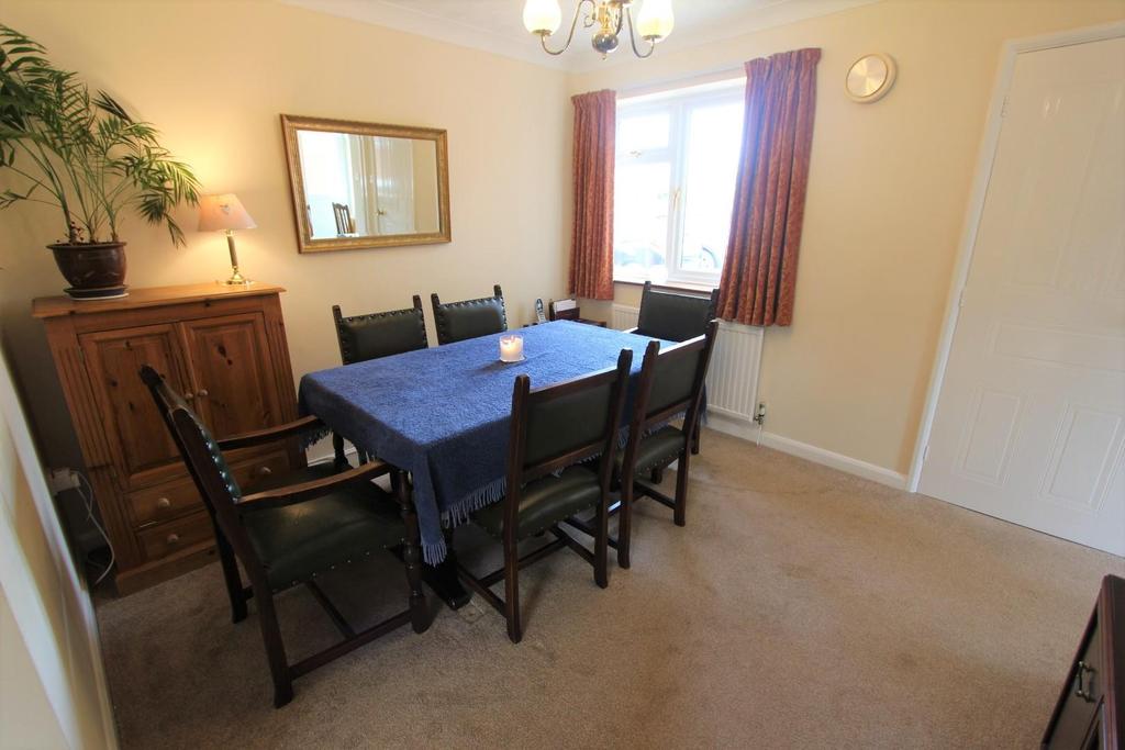 Dining room.JPG