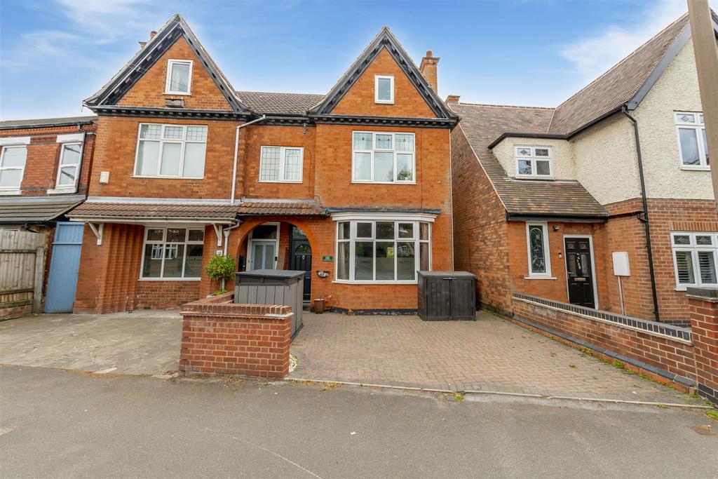 Nottingham Road, Long Eaton 4 bed semidetached house for sale £375,000