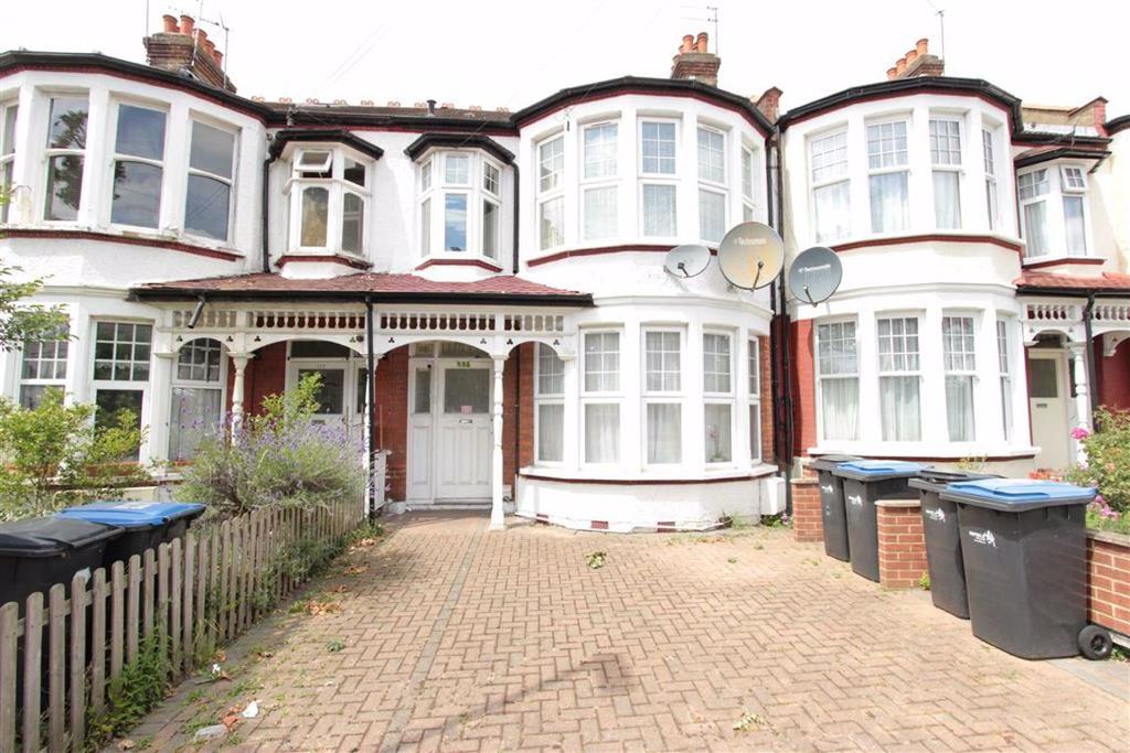 The Grove, Palmers Green, London 1 bed flat £1,300 pcm (£300 pw)