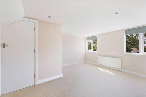 60 Ferndale Road, Banstead, SM7 2EX
