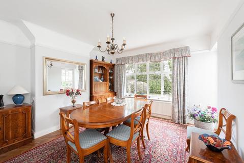 Romany Cottage Tattenham Crescent, Epsom, KT18 5NU