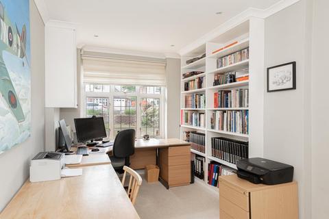 Romany Cottage Tattenham Crescent, Epsom, KT18 5NU