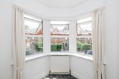 1 bedroom flat to rent, Edward Road, Walthamstow, E17