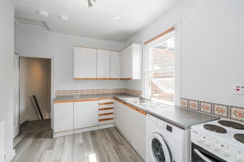 1 bedroom flat to rent, Edward Road, Walthamstow, E17