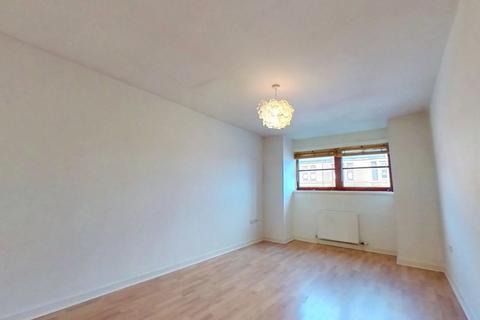 2 bedroom flat to rent, Tollcross Road, Glasgow, G32