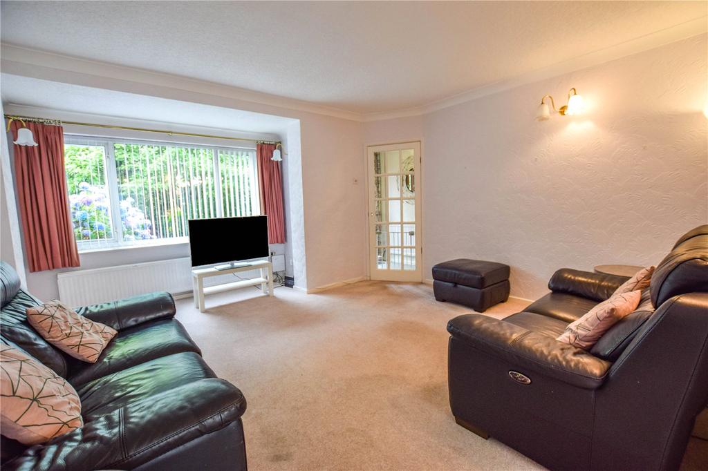 Half Edge Lane, Monton, Eccles, M30 4 bed detached house £395,000
