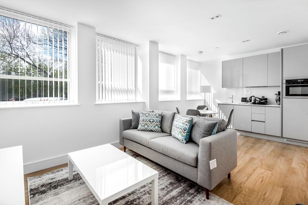 Langwood House, 6381 High Street, Rickmansworth, WD3 1 bed ground