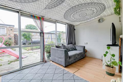 259 Eagle Way, Shoeburyness, Southend-on-sea, SS3 9YH