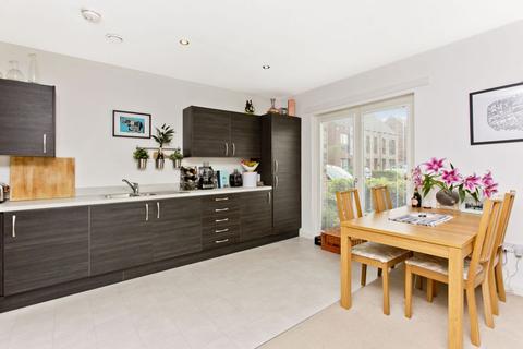 2 bedroom ground floor flat for sale - 10/2 Mottram Road, Muirhouse, Edinburgh, EH4 4UH