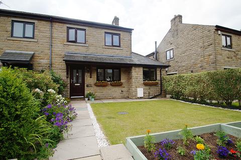 16 Sam Road, Diggle, Oldham, OL3 5PU