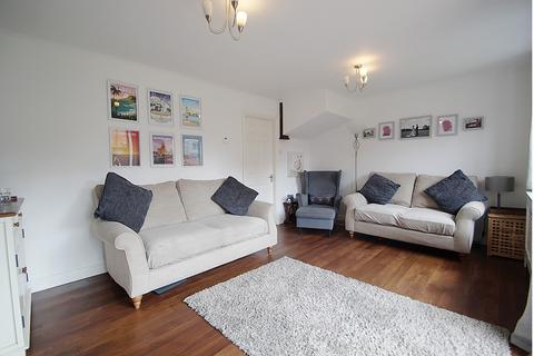 16 Sam Road, Diggle, Oldham, OL3 5PU