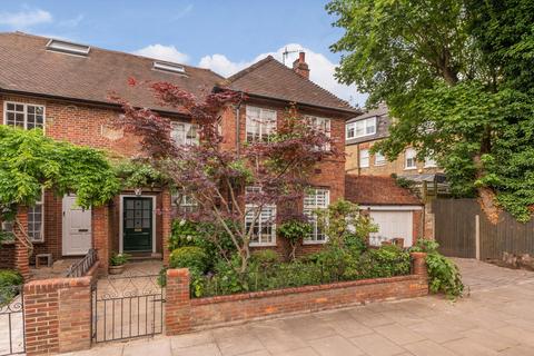 5 bedroom semi-detached house for sale - Glenilla Road, London, NW3