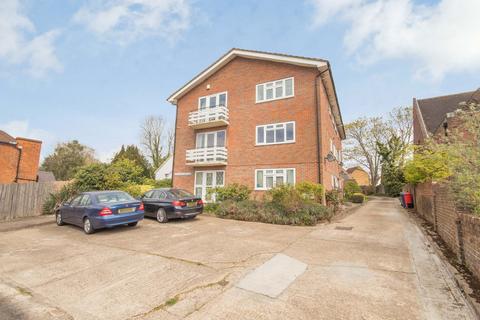 2 bedroom ground floor flat for sale, North End Lodge, Elm Park Road, Pinner,  HA5