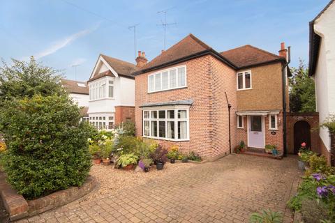 71 Love Lane, Pinner, HA5 3EY